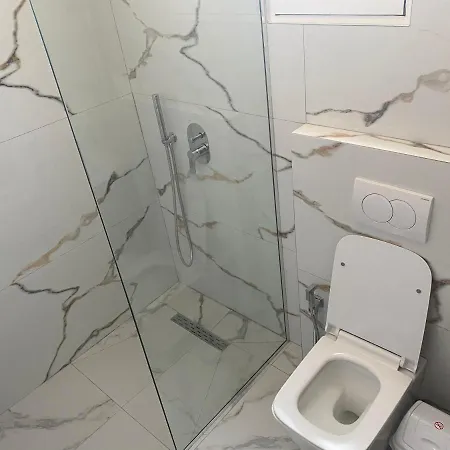 Guest house Avni Likometi