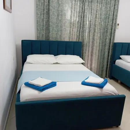 Avni Likometi Casa de hóspedes