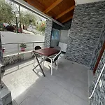 Affittacamere Avni Likometi Ksamil
