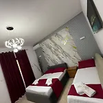 Avni Likometi Affittacamere Ksamil