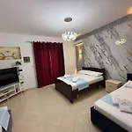 Affittacamere Avni Likometi Ksamil