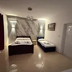 Avni Likometi 3* Ksamil
