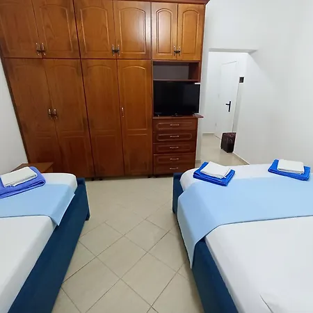 Avni Likometi Pensjonat Ksamil