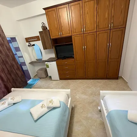 Avni Likometi 3* Ksamil